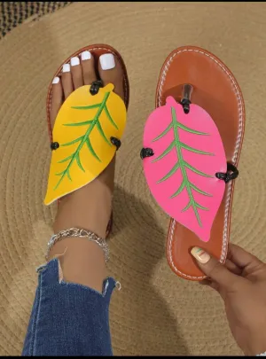 2025 Designer Summer Fashion Simple Elegant Versatile Personality Women Plus Size Bohemian Thong Sandals, Breathable Outdoor Beach Leaf Slippers