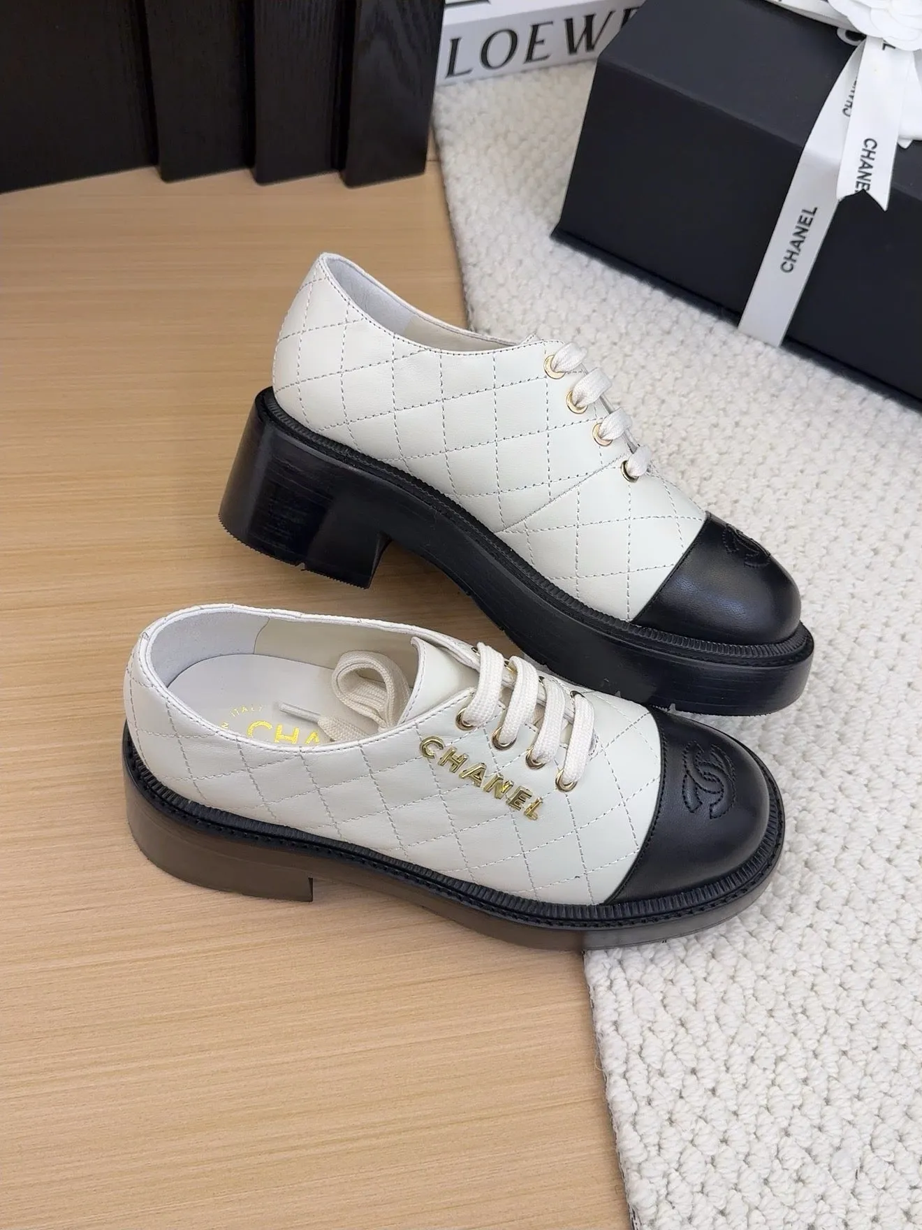 2025 Fashion Sporty Flats