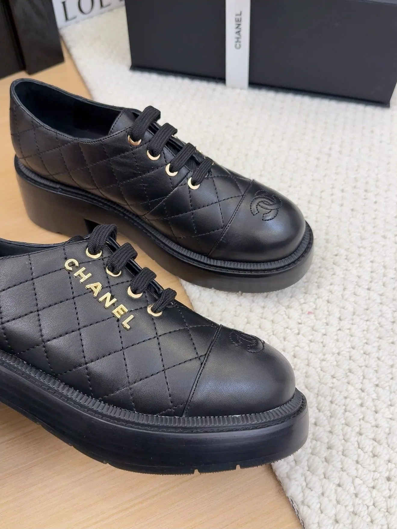 2025 Fashion Sporty Flats