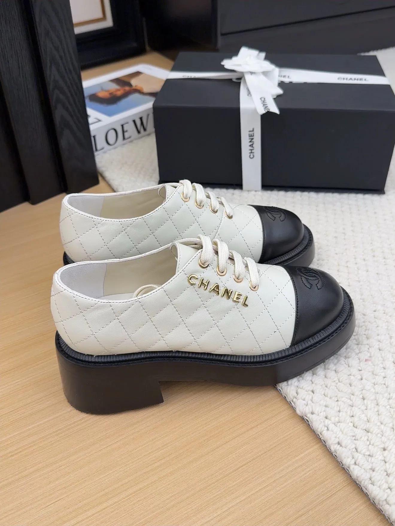 2025 Fashion Sporty Flats