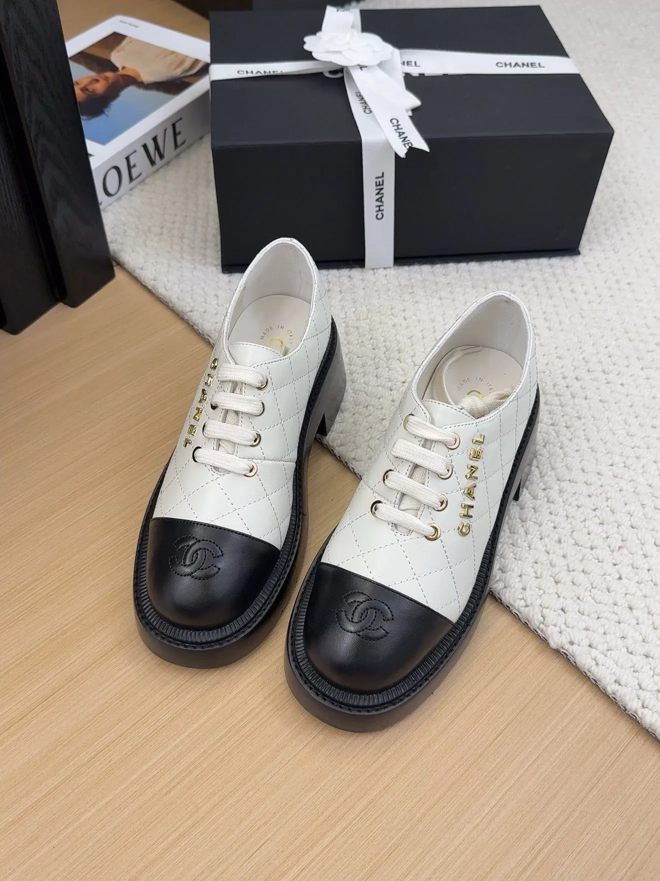 2025 Fashion Sporty Flats