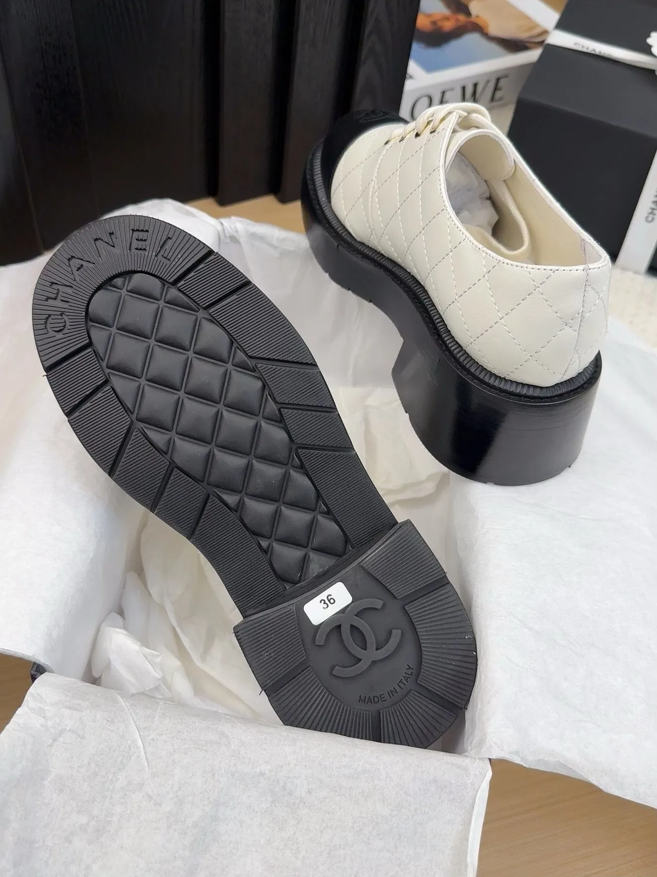 2025 Fashion Sporty Flats
