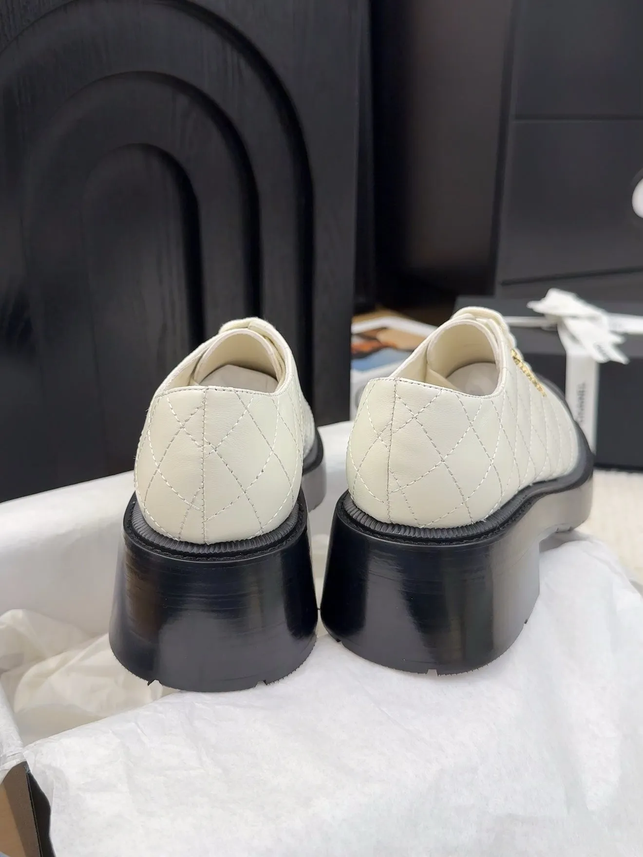 2025 Fashion Sporty Flats