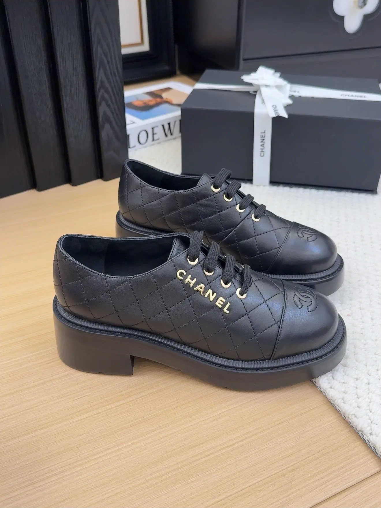 2025 Fashion Sporty Flats