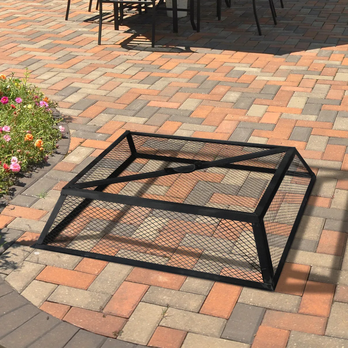 39 in. Square Spark Screen