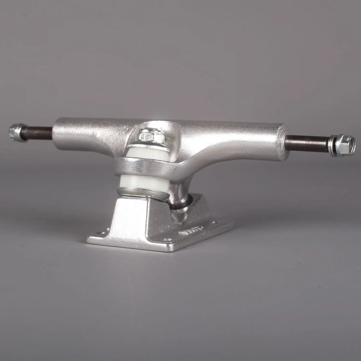 Ace 'Classic' 44s Trucks (Silver)