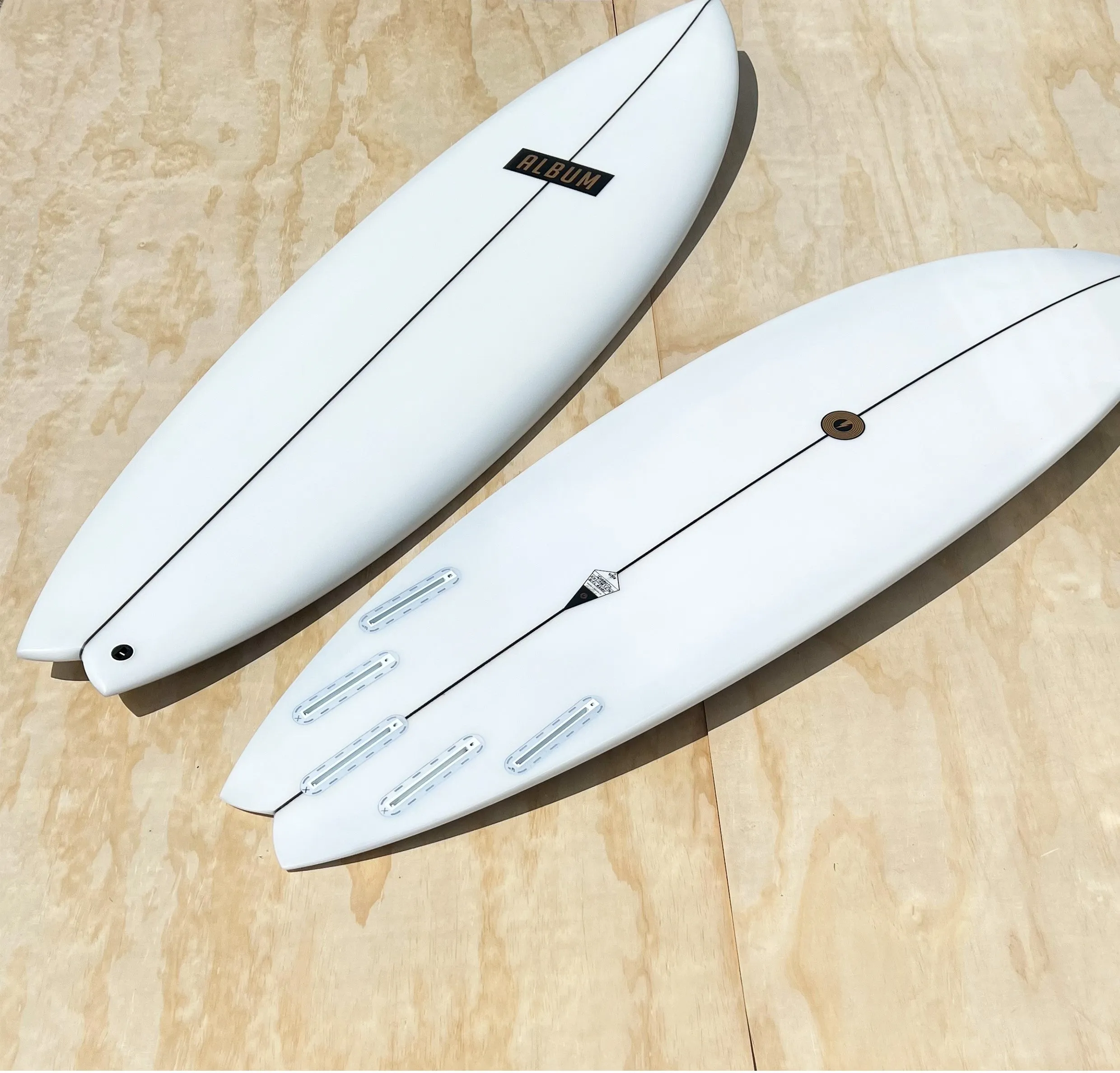 ALBUM INSANITY 5'10" CLEAR PU SURFBOARD