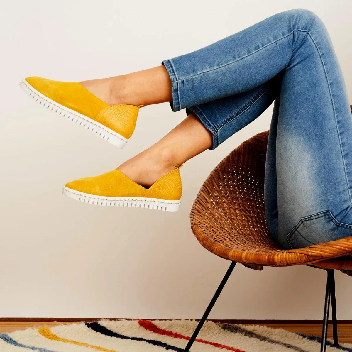 BENDY Womens yellow flat shoes - Italian leather