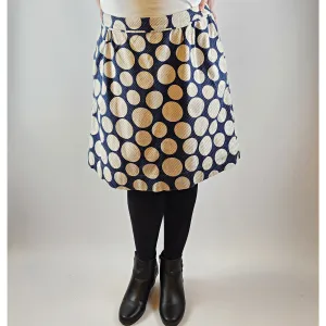 Boden pre-owned navy 100% cotton skirt with large white polka dots size 16 (best fits size 18)