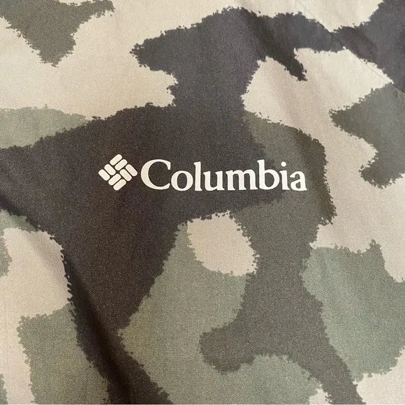 Columbia Womens Inner Limits II Camouflage Jacket Black Green Medium Omni Tech