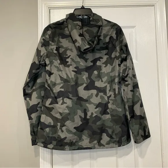 Columbia Womens Inner Limits II Camouflage Jacket Black Green Medium Omni Tech