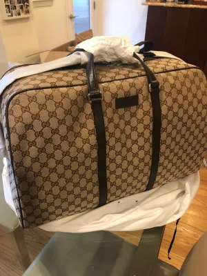 Gucci GG Supreme Canvas Boston Bag with Removable Strap in Beige