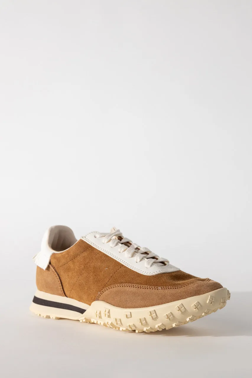 Hospoa Runner