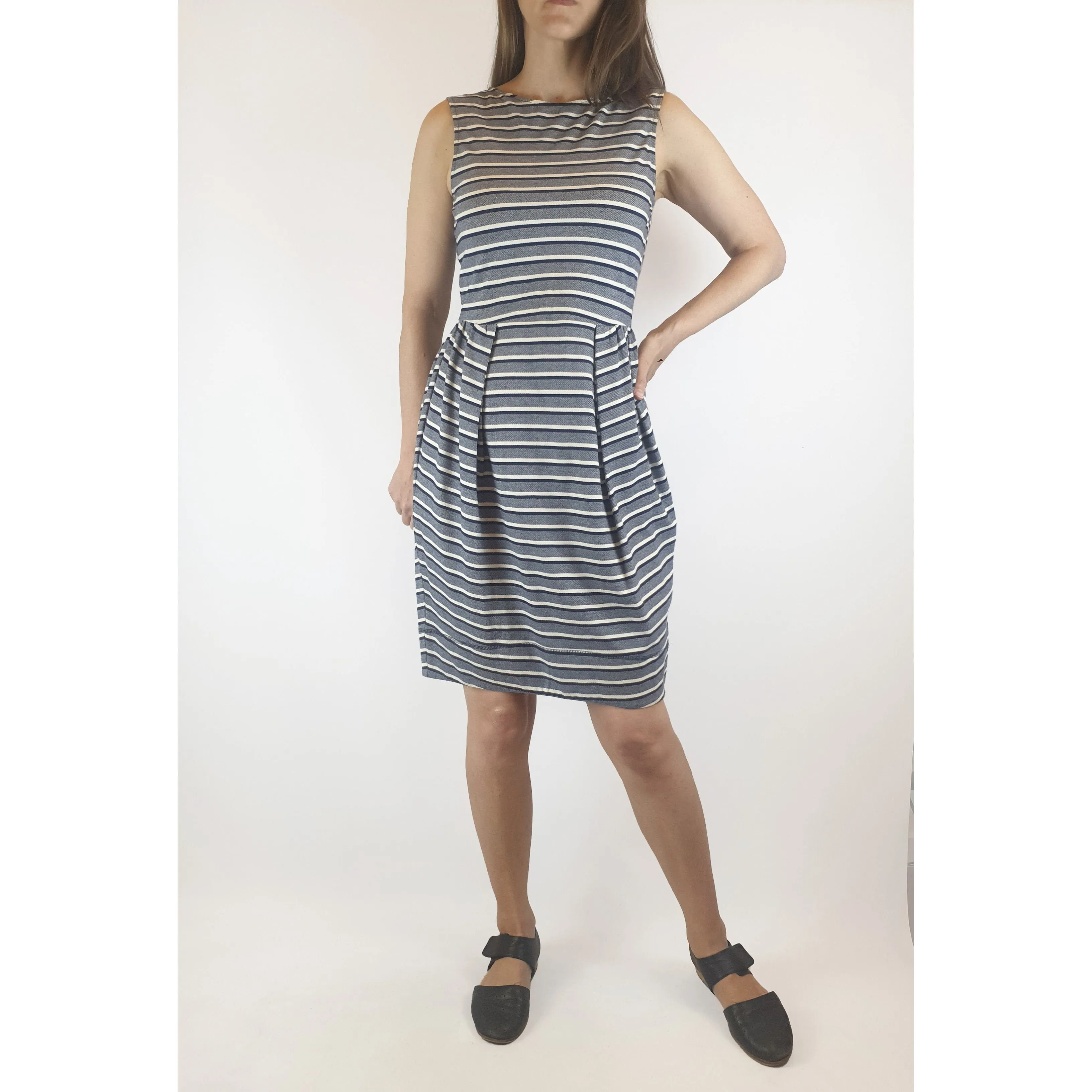 Karen Walker preloved navy and white dress size 8