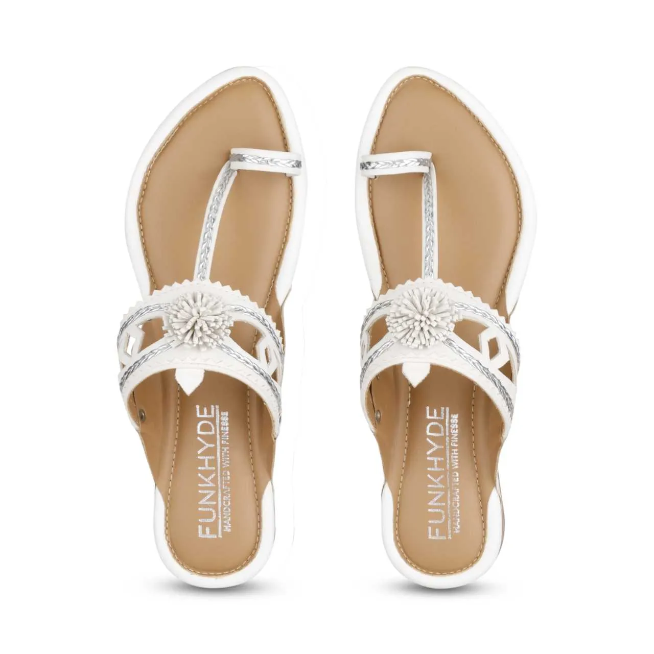 Maeri White Kolhapuri Juttis