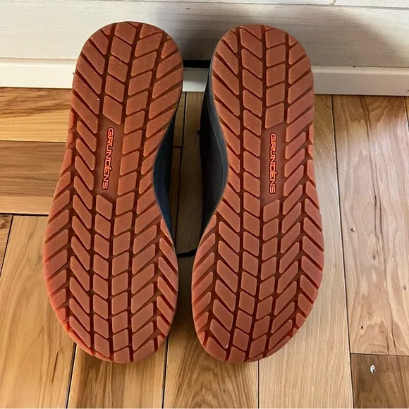 Men's Grundens Free Board Canvas