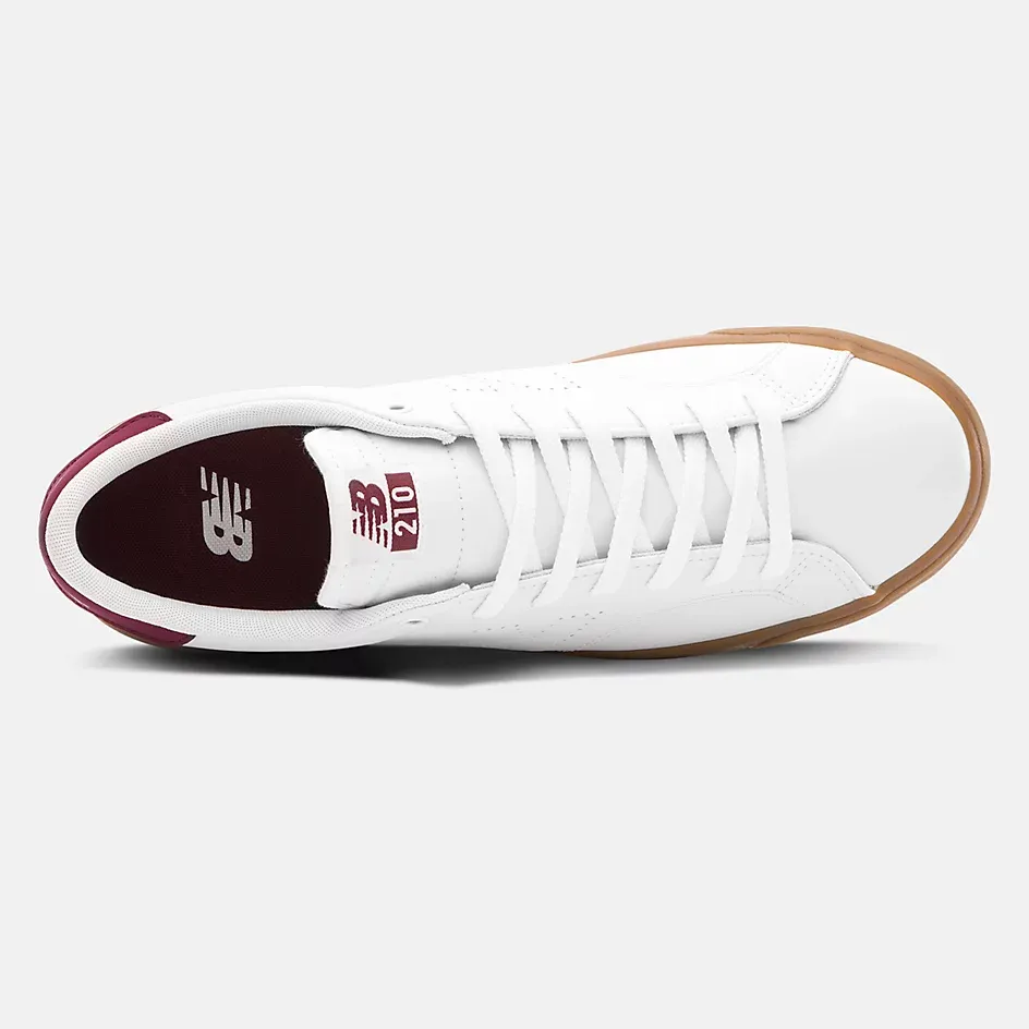 New Balance AM210 Shoes