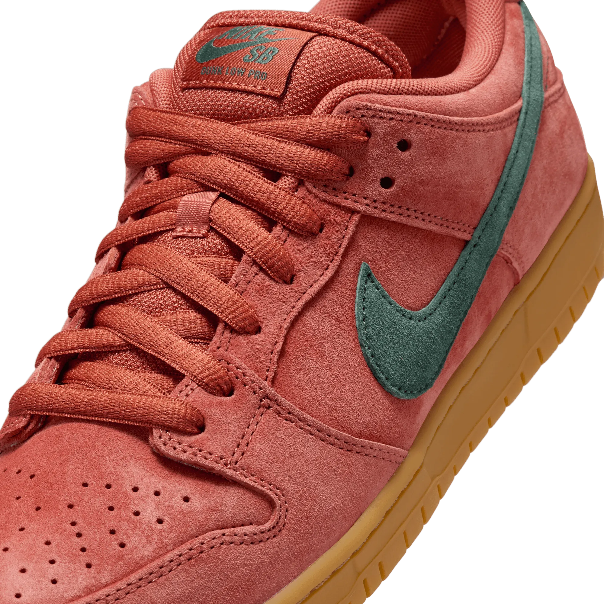 NIKE SB DUNK LOW PRO