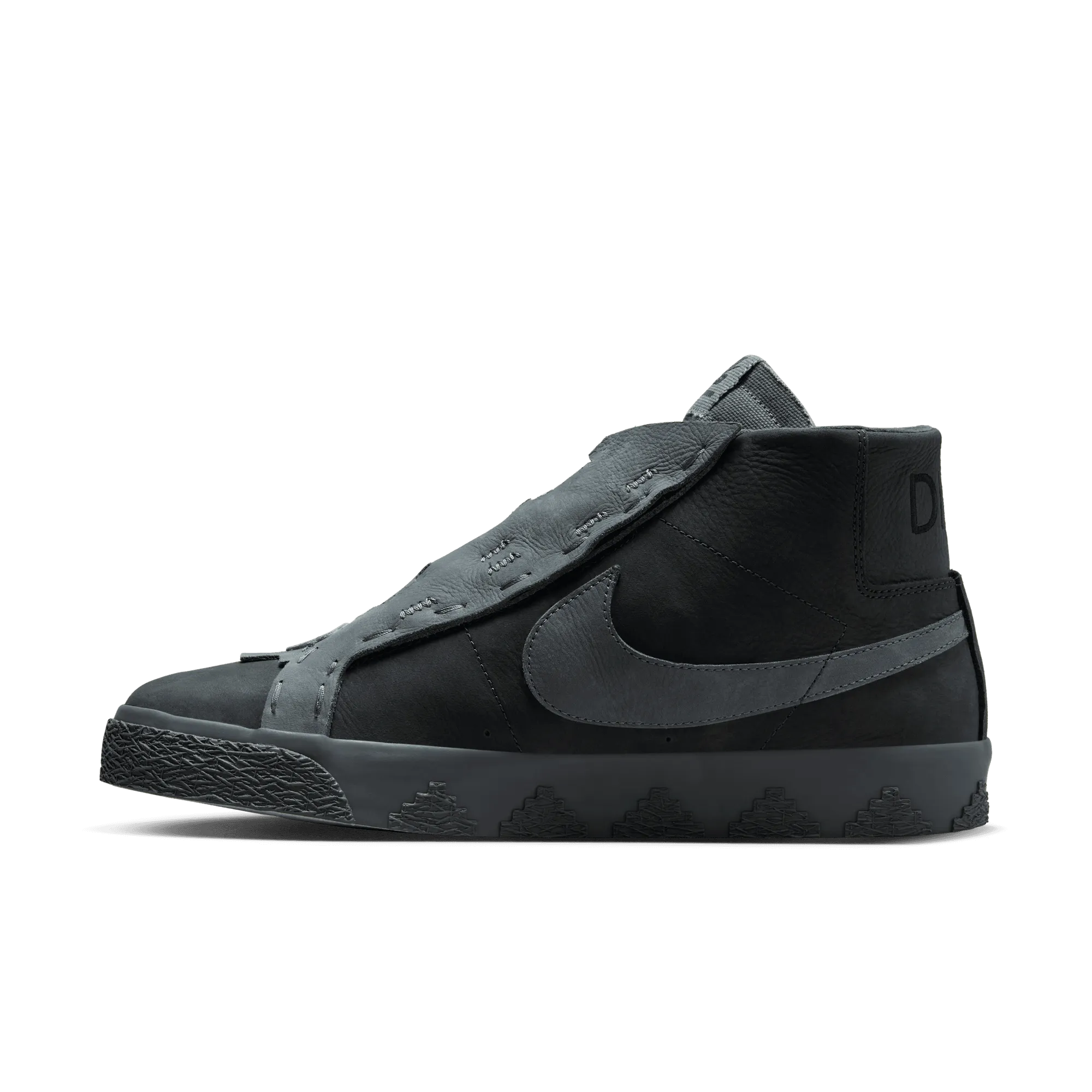 NIKE ZOOM BLAZER MID QS