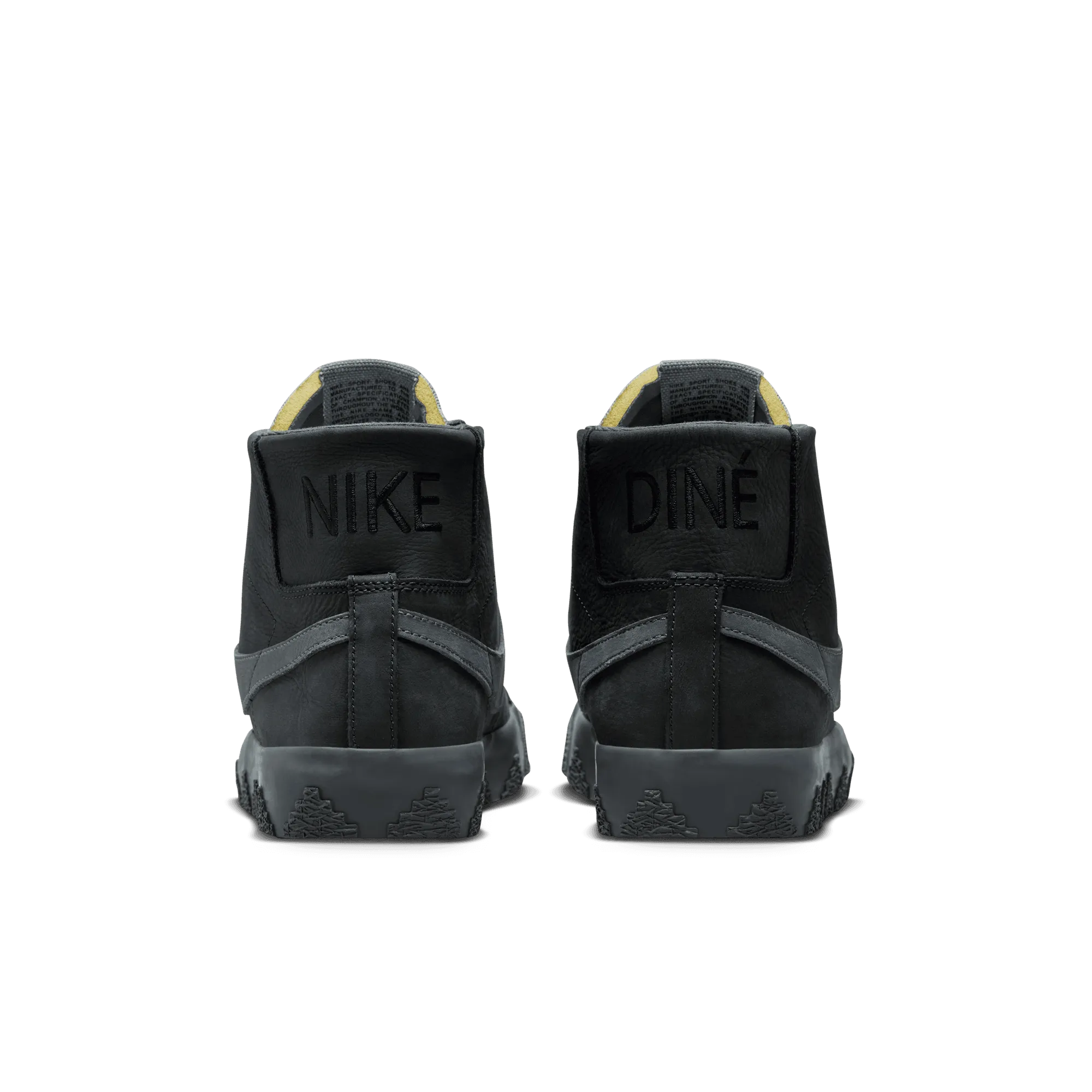 NIKE ZOOM BLAZER MID QS