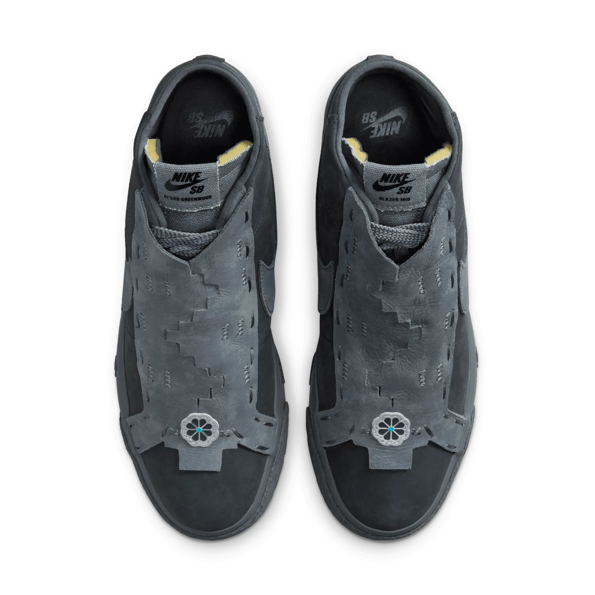 NIKE ZOOM BLAZER MID QS