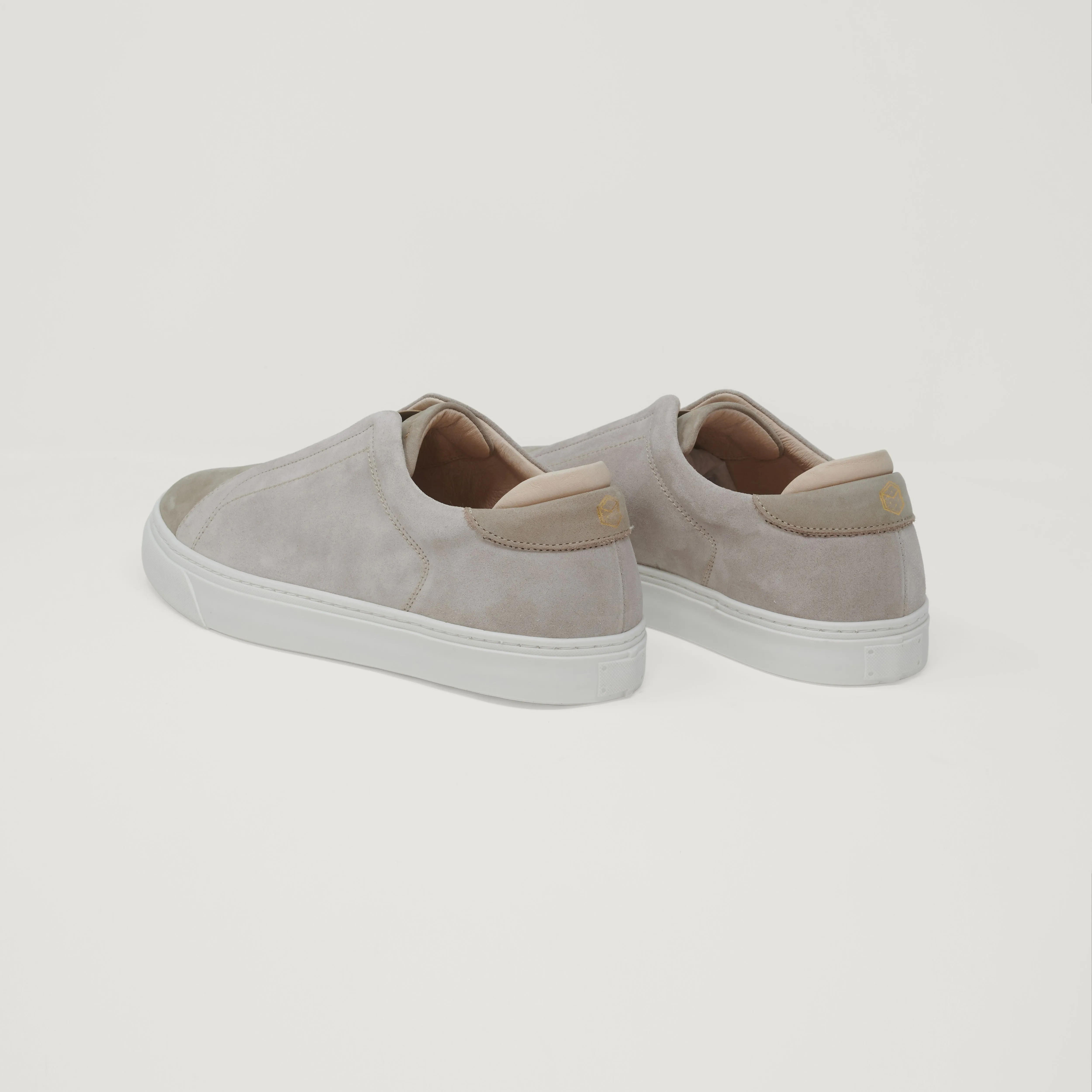 OMNI SO -Suede Earth