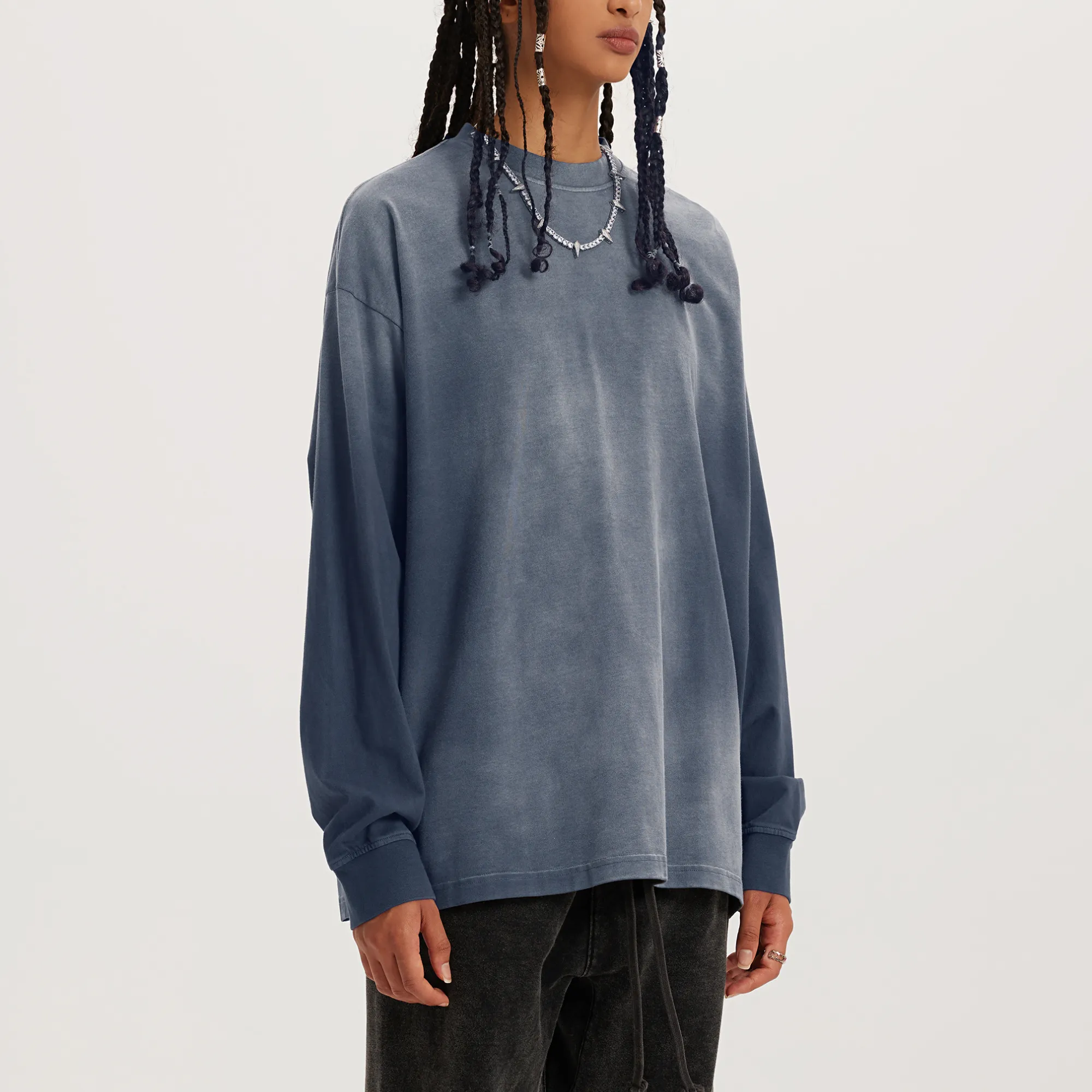 Oversized Crewneck x Drop Shoulder x Washed Out