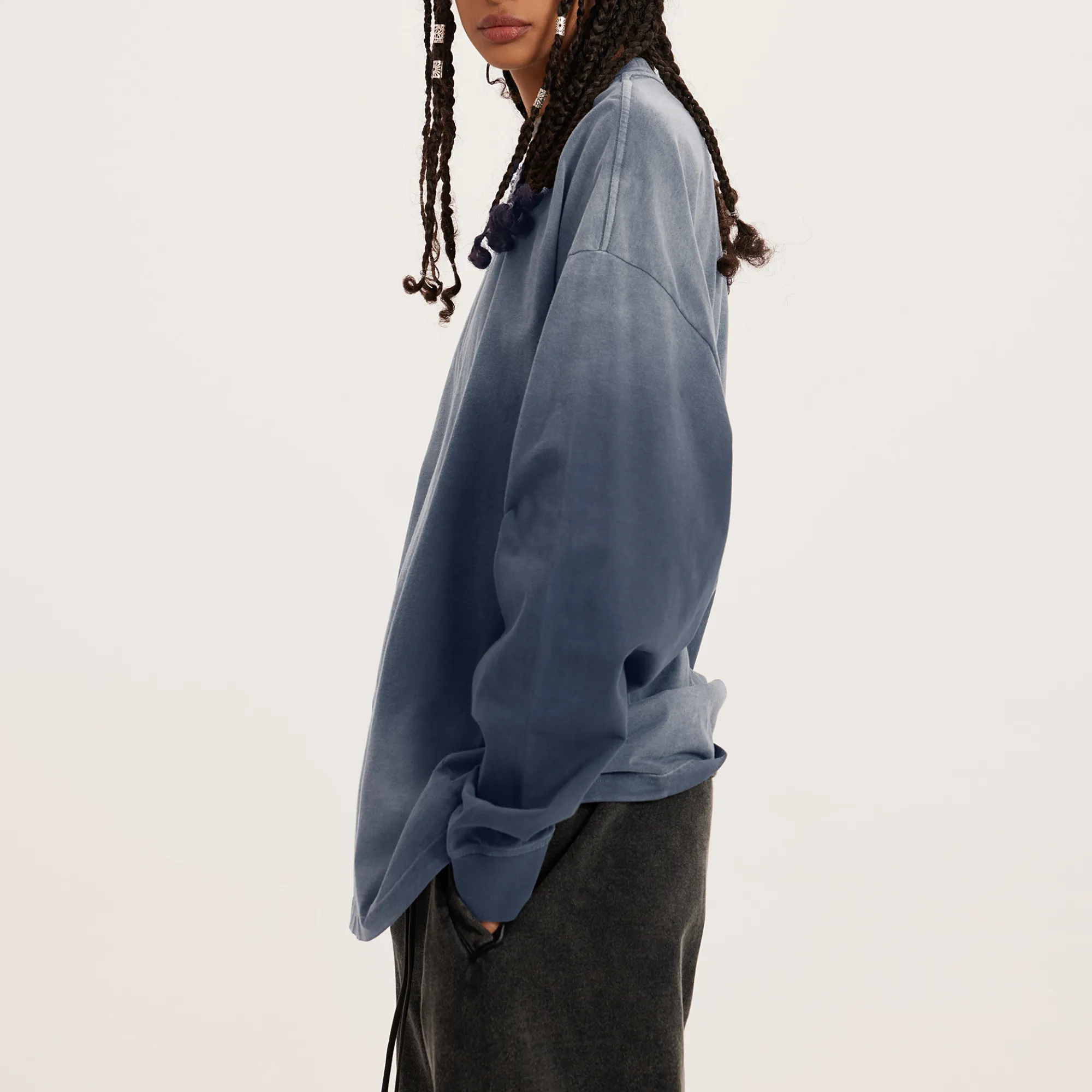 Oversized Crewneck x Drop Shoulder x Washed Out