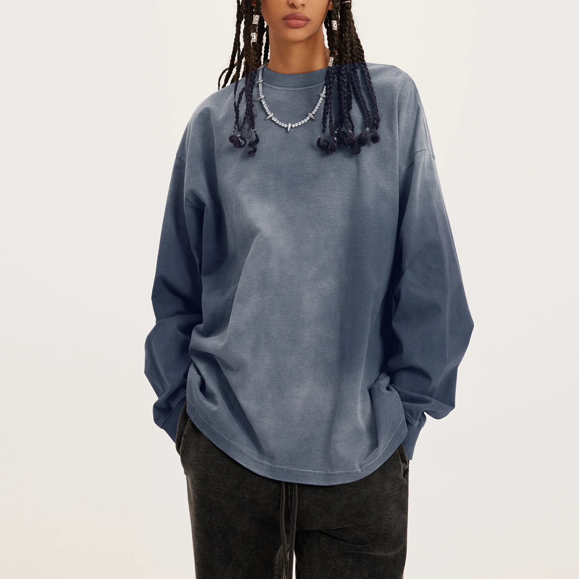 Oversized Crewneck x Drop Shoulder x Washed Out