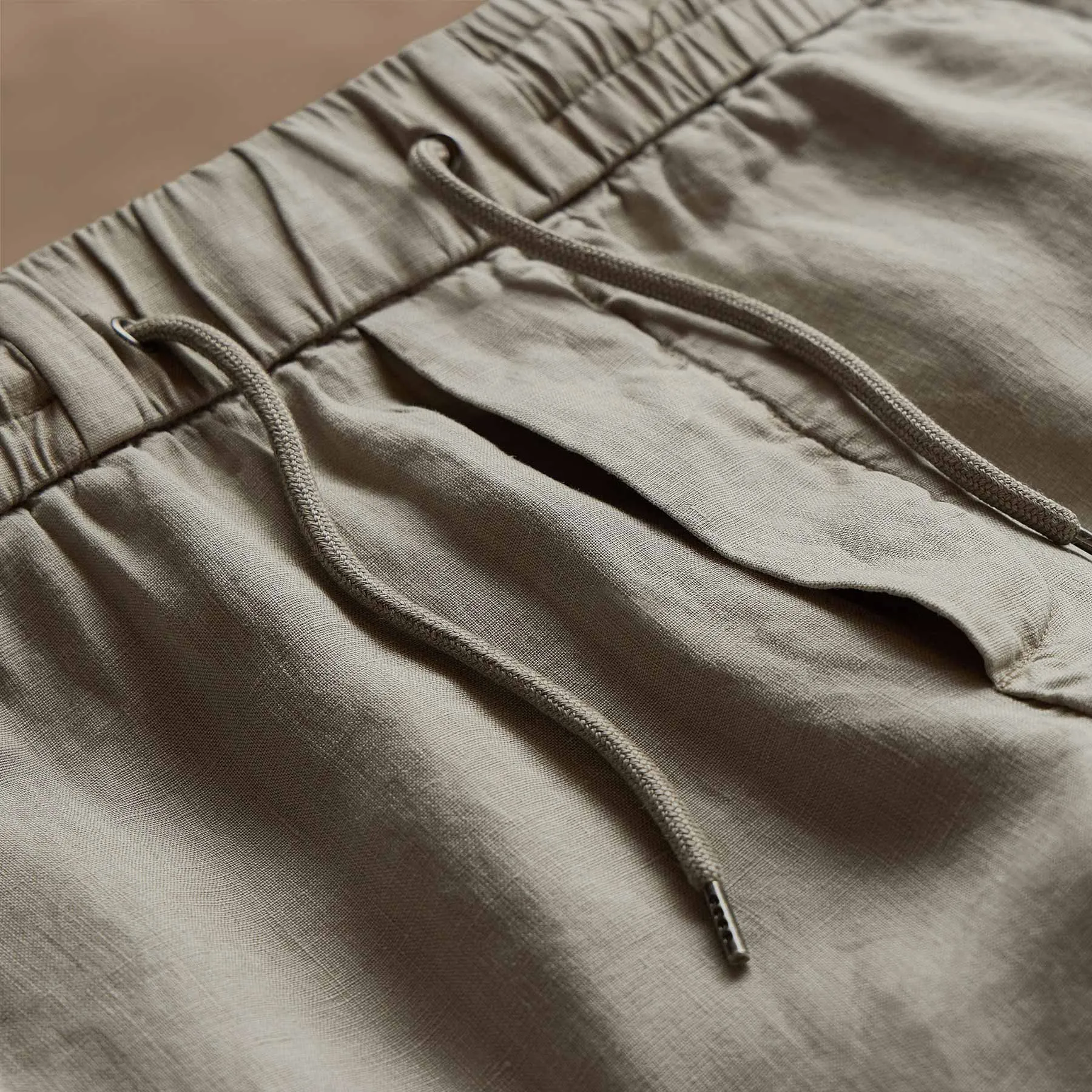 Relaxed Fit Linen Short - Mineral Pigment