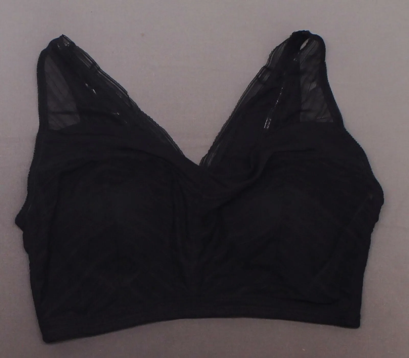 Rhonda Shear Women's Plus Size Striped Mesh Leisure Bra With Removable Pads