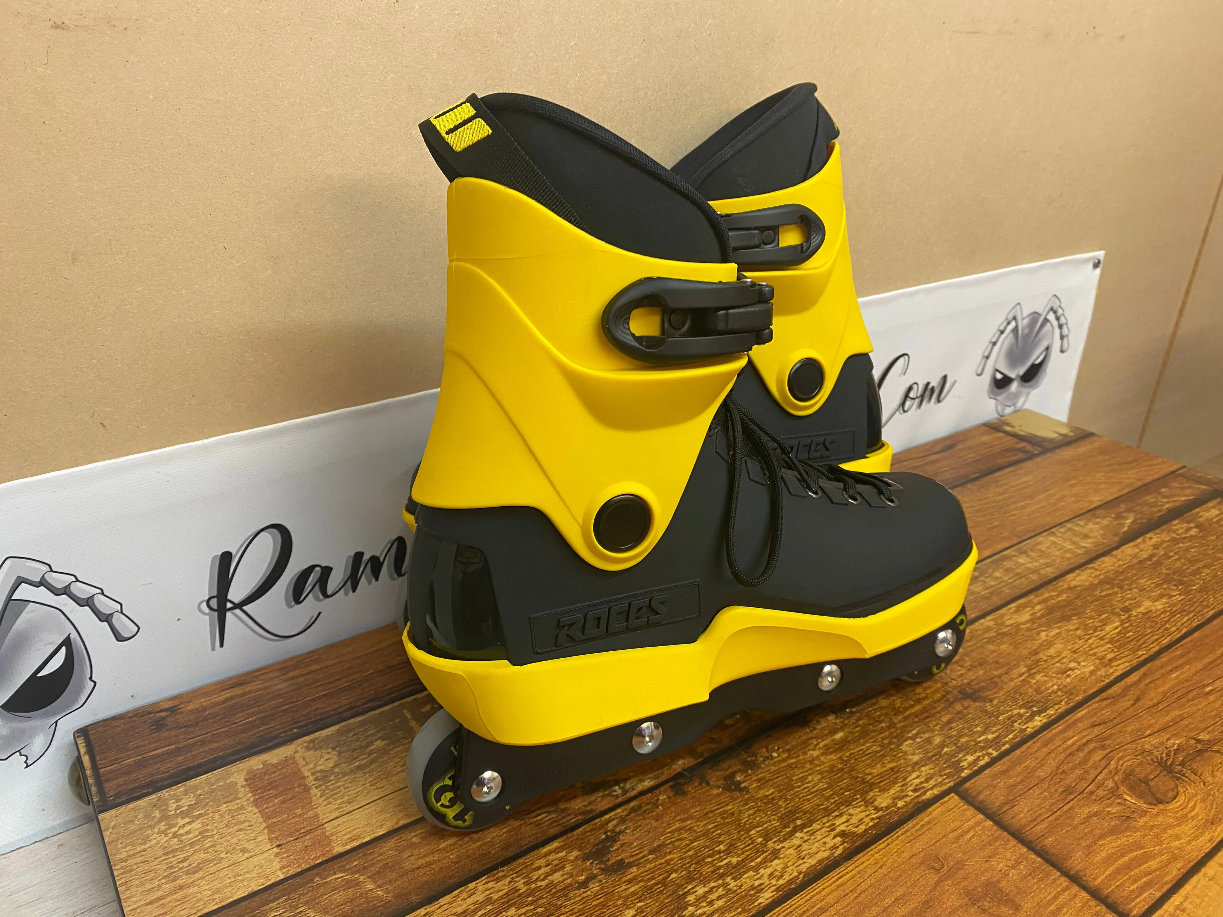 Roces Skates - M12 - Inline Warehouse edition