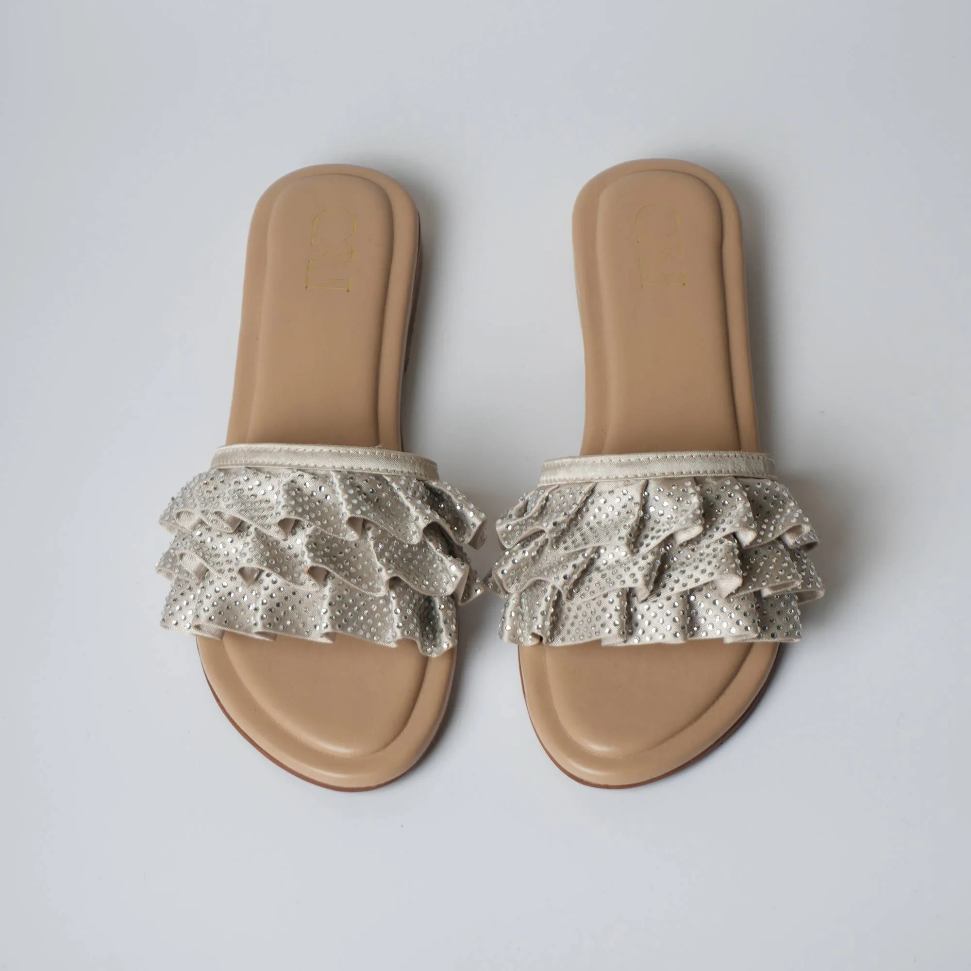 Ruffled Nude Diamonds Flat