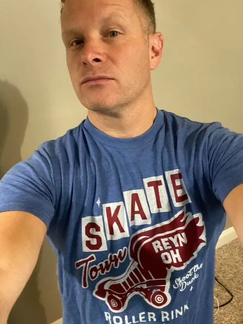 SKATE TOWN ROLLER RINK