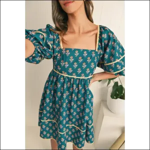 Skobeloff Floral Pleated Mini Dress: from "Meh" to "Marry me" 💐
