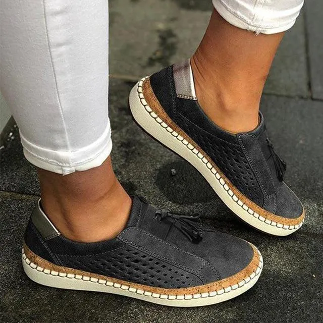 Slip On Hollow Out Flats Ladies Breathable Loafers Casual Platform Vulcanized Sewing Sneakers Shoes