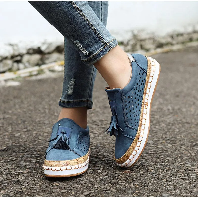Slip On Hollow Out Flats Ladies Breathable Loafers Casual Platform Vulcanized Sewing Sneakers Shoes