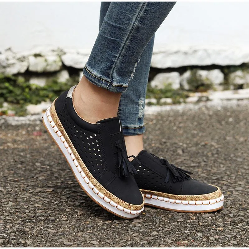Slip On Hollow Out Flats Ladies Breathable Loafers Casual Platform Vulcanized Sewing Sneakers Shoes