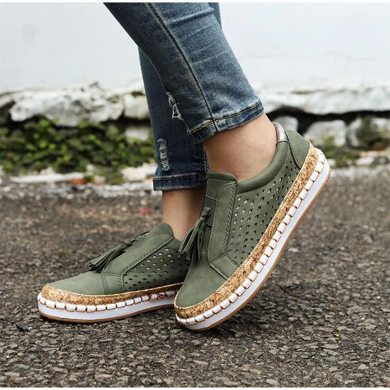 Slip On Hollow Out Flats Ladies Breathable Loafers Casual Platform Vulcanized Sewing Sneakers Shoes