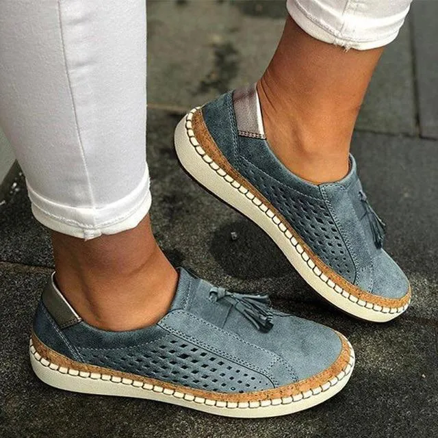 Slip On Hollow Out Flats Ladies Breathable Loafers Casual Platform Vulcanized Sewing Sneakers Shoes