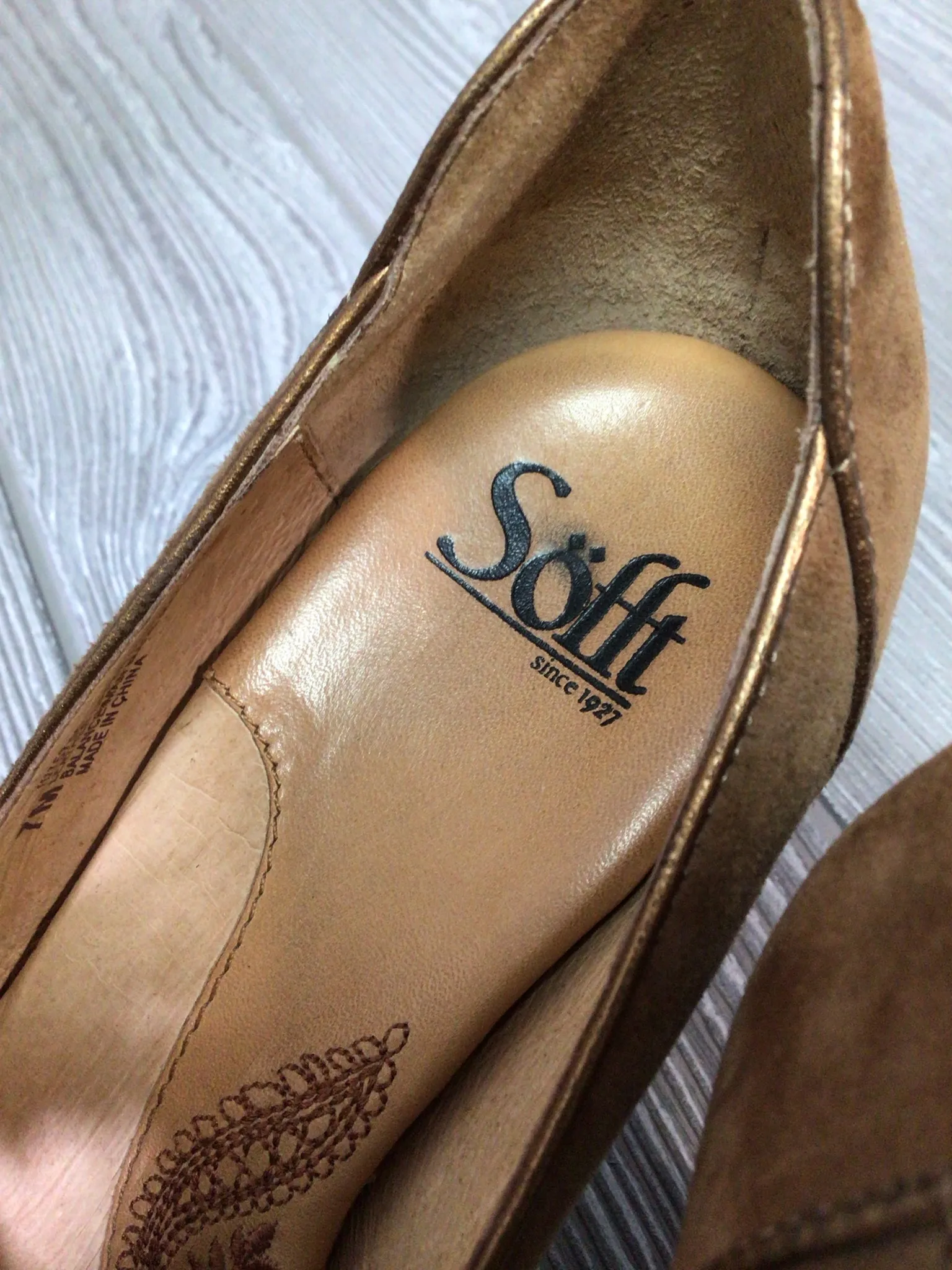 Sofft Suede Mary Jane Shoes Size 7