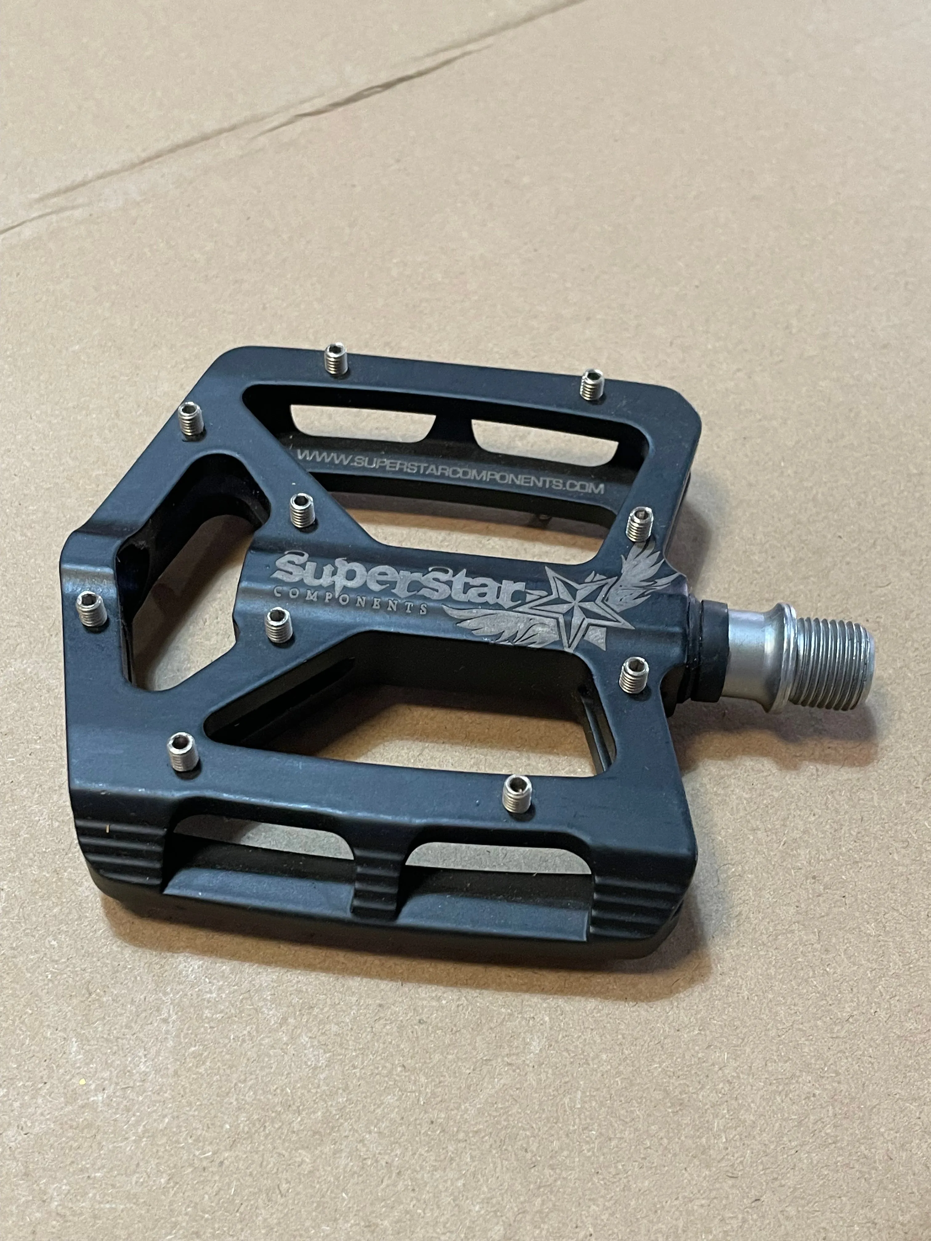 Superstar Bananas Left Pedal