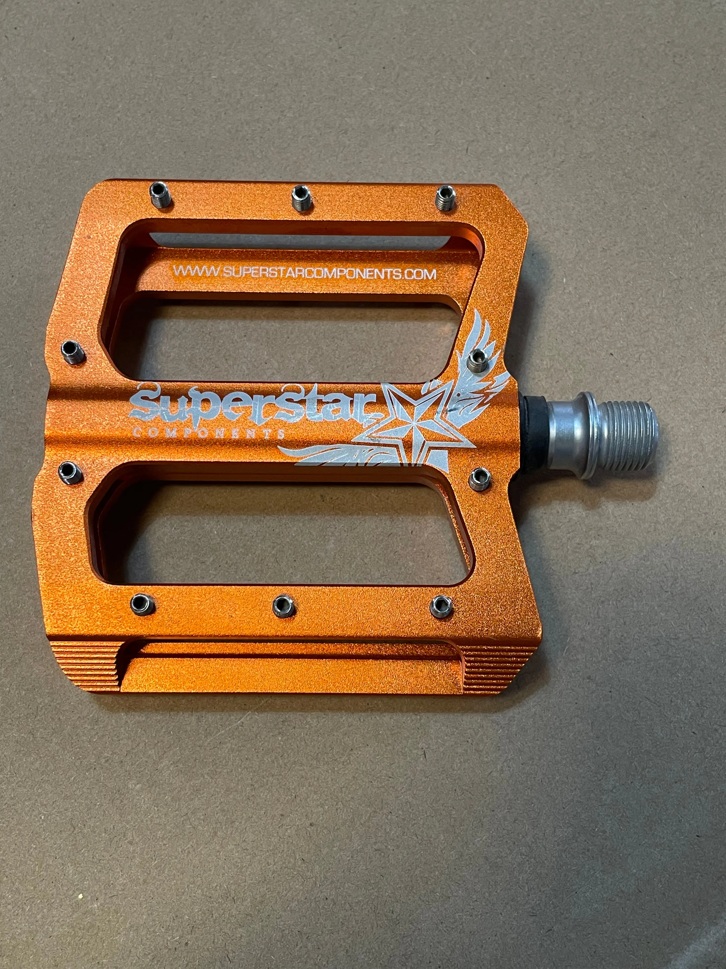 Superstar Bananas Left Pedal
