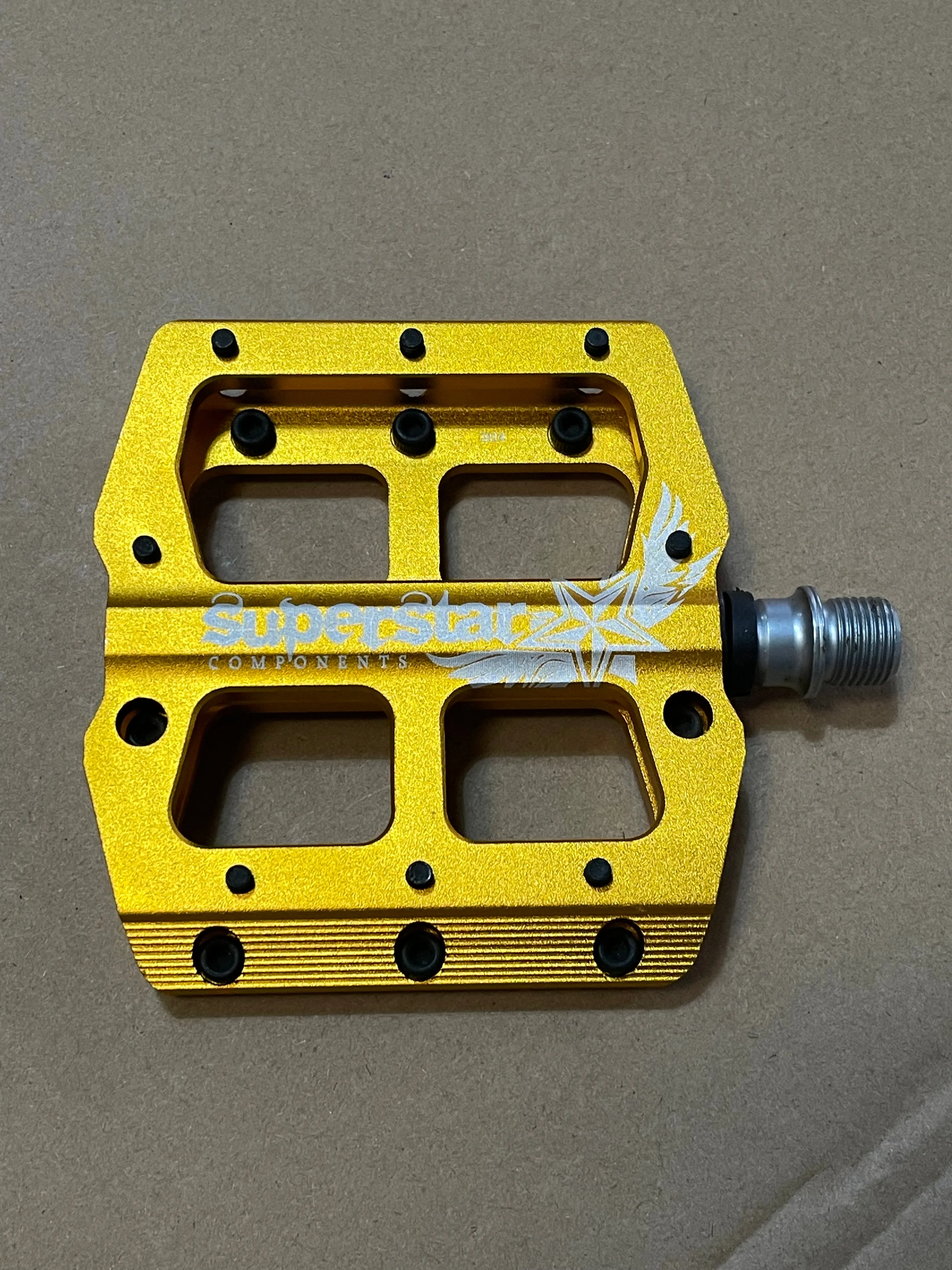 Superstar Bananas Left Pedal