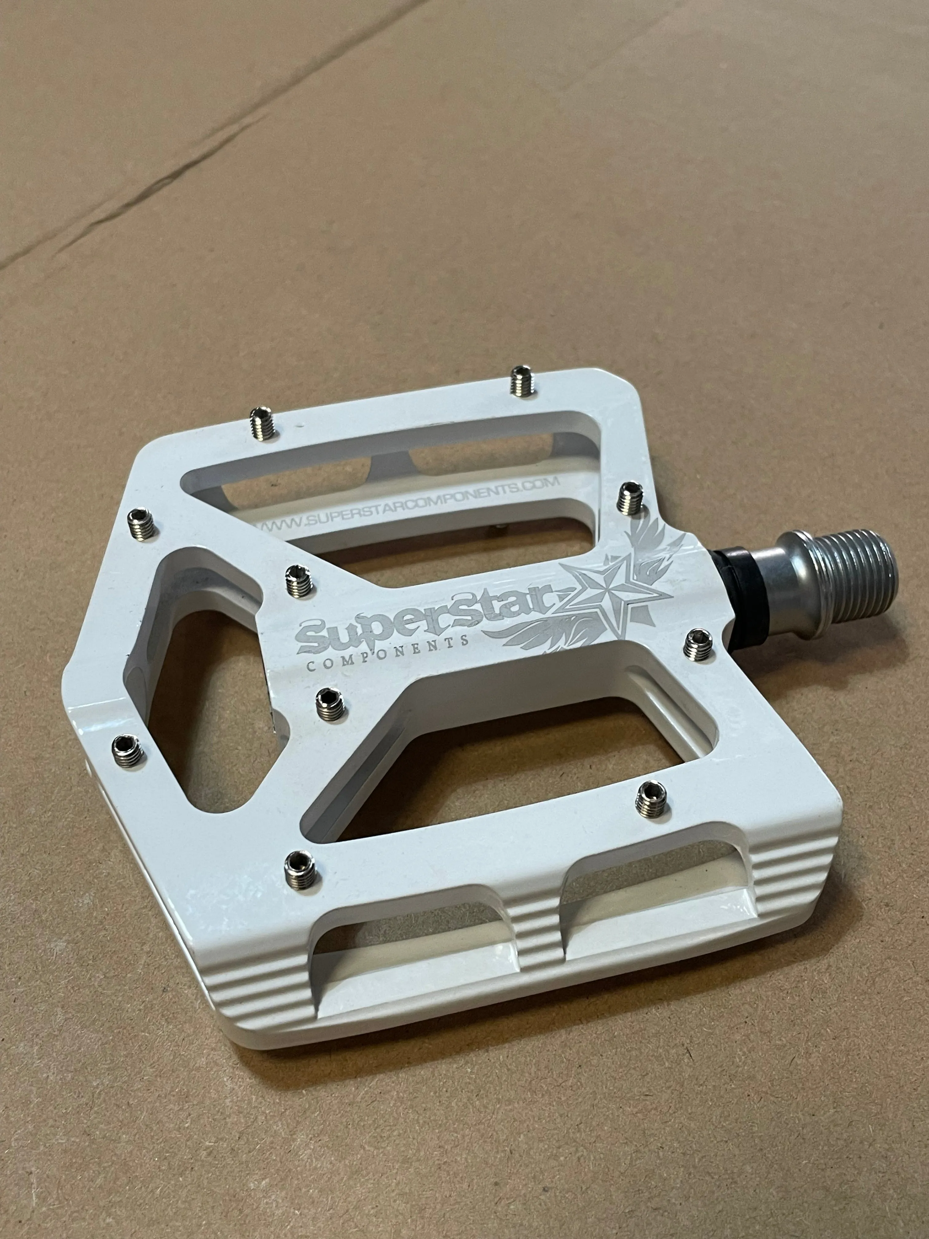 Superstar Bananas Left Pedal