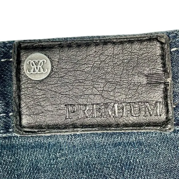 Vintage Y2K Grunge Straight Leg Mid-Rise Dark Wash Feathered Jeans 14 Leather