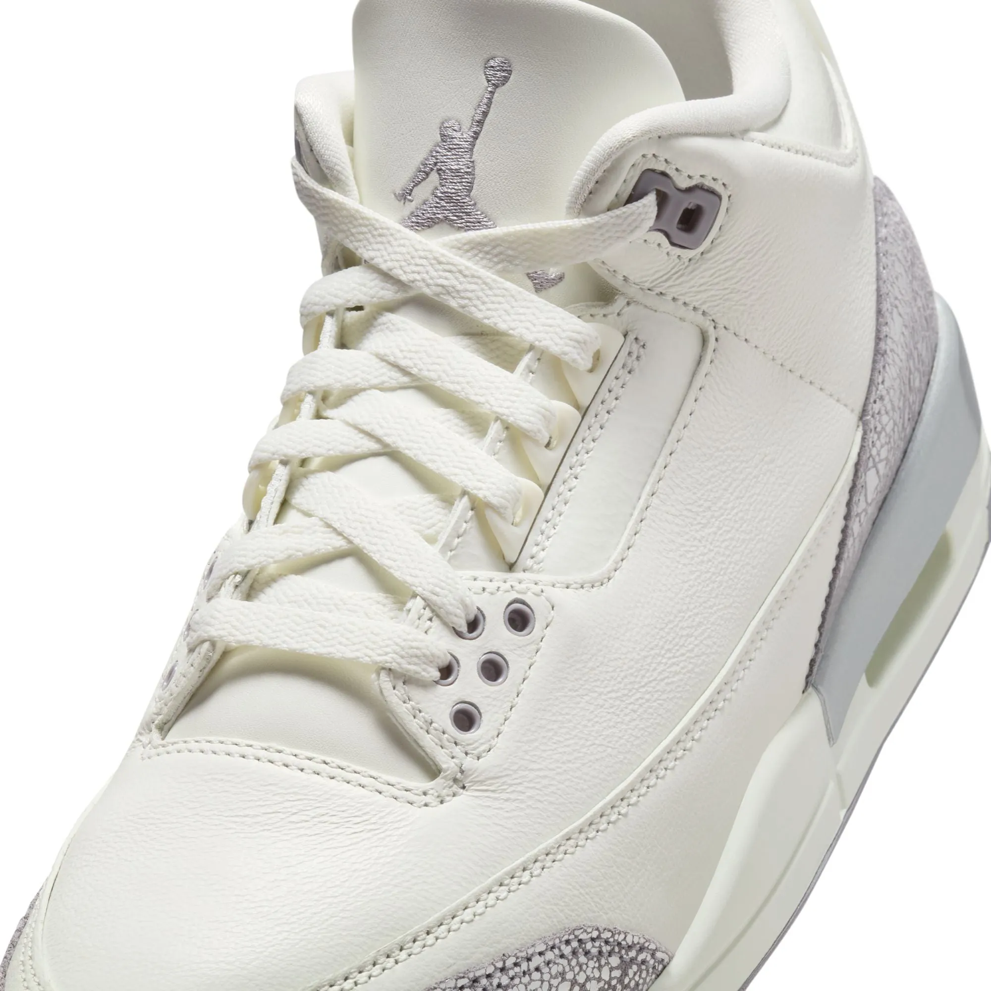 WOMENS AIR JORDAN 3 RETRO CK9246-100 "METALLIC SILVER" - CEMENT GREY/SILVER