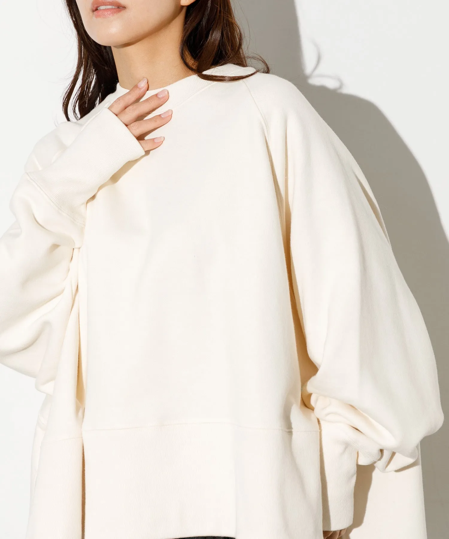 【WOMEN】THE FLATS SIDE SLIT BIG SWEAT