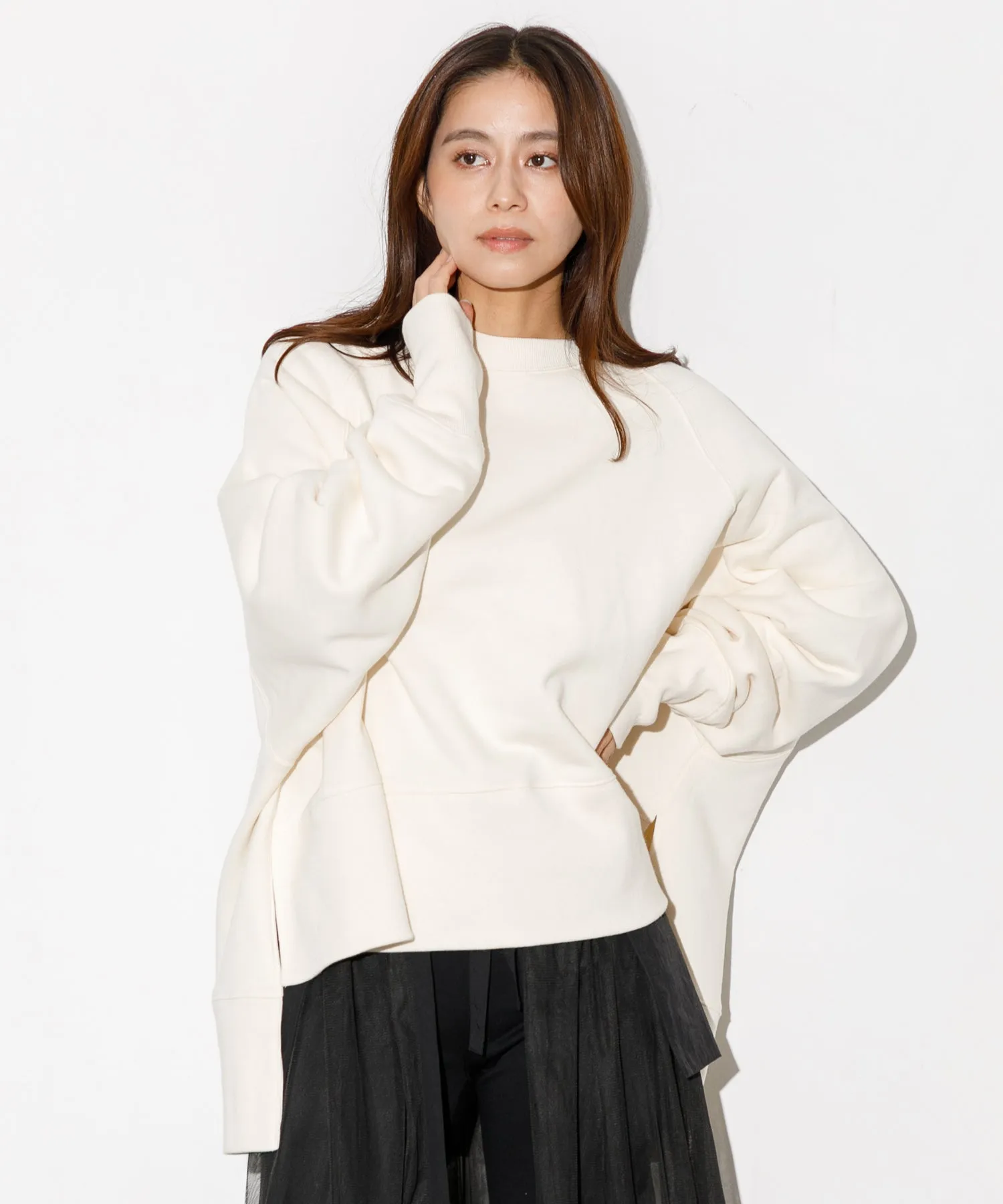 【WOMEN】THE FLATS SIDE SLIT BIG SWEAT