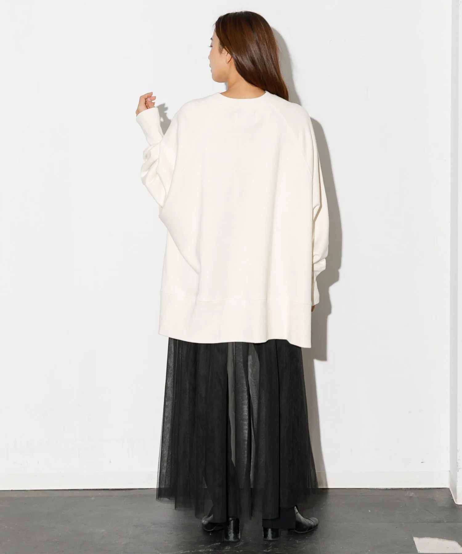 【WOMEN】THE FLATS SIDE SLIT BIG SWEAT